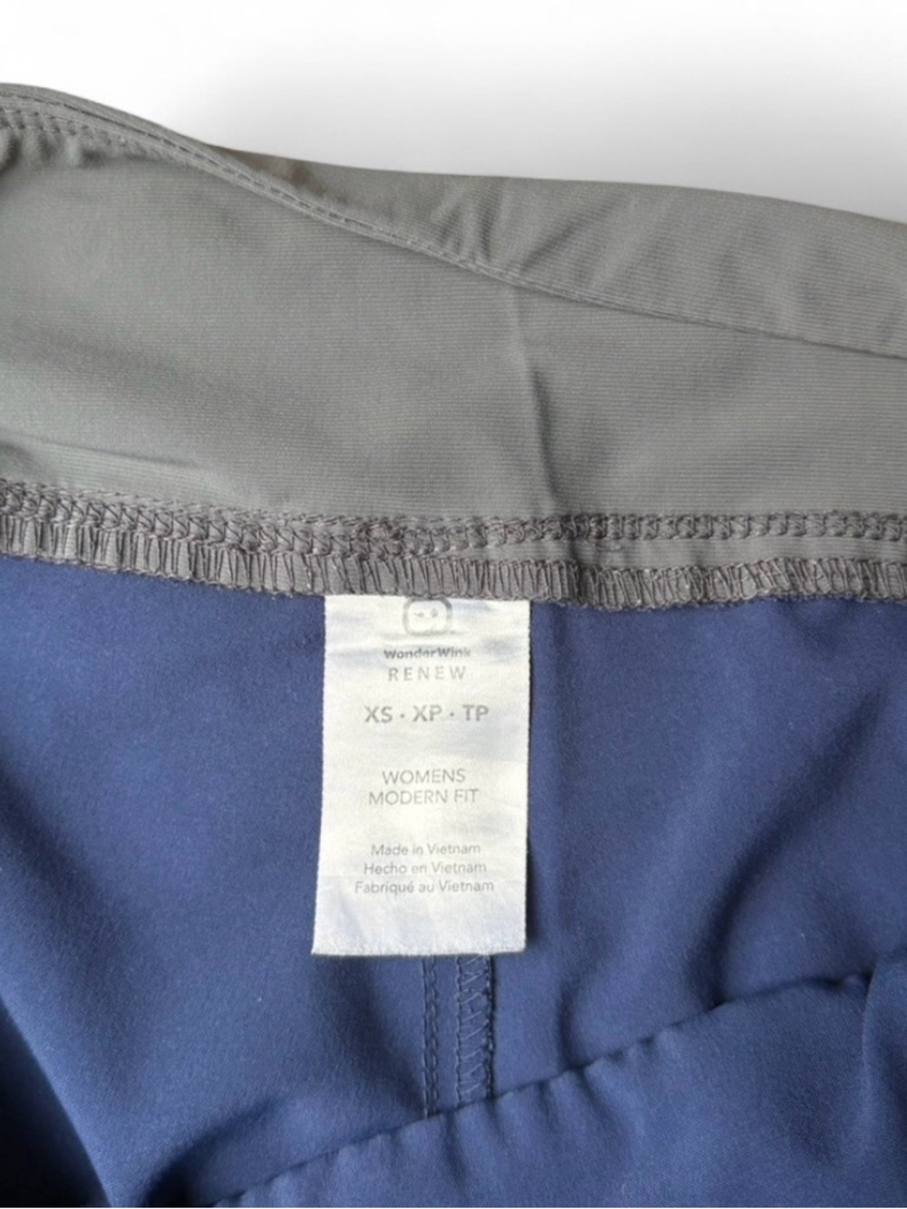 WonderWink Women’s Scrub Set in Blue - Picture 6 of 6